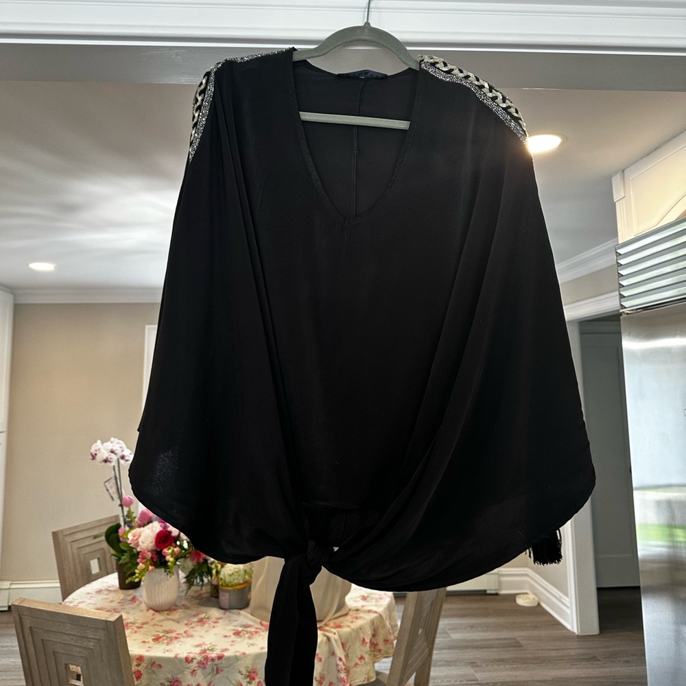 FORAVI Black Front Tie Shirt